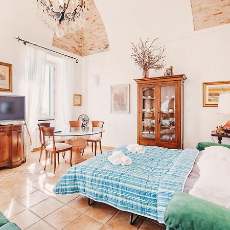 Appartamento Fronte Mare A Ospedaletti By Wonderful Italy Eksteriør bilde