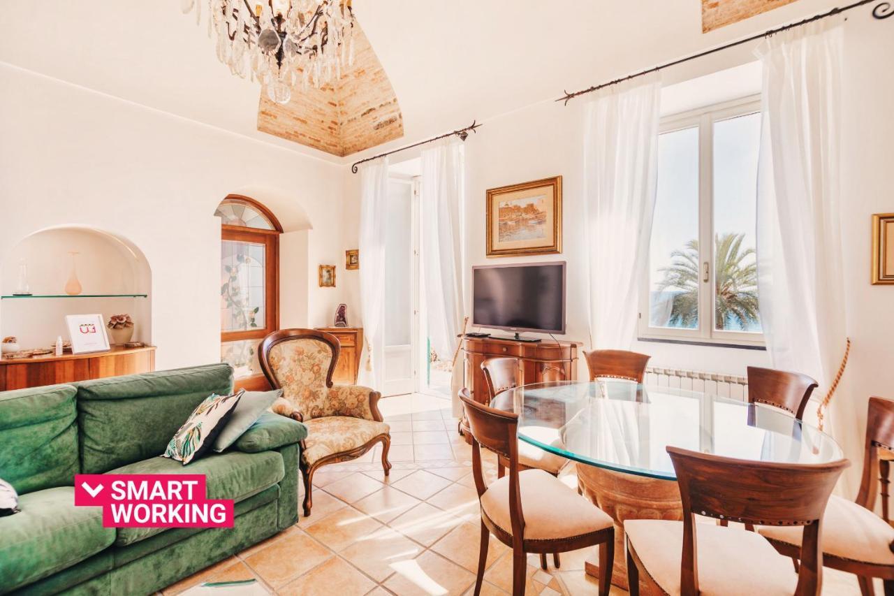 Appartamento Fronte Mare A Ospedaletti By Wonderful Italy Eksteriør bilde